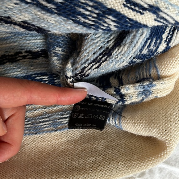 Dale Of Norway Fair Isle Zip Up Sweater - Picture 5 of 9